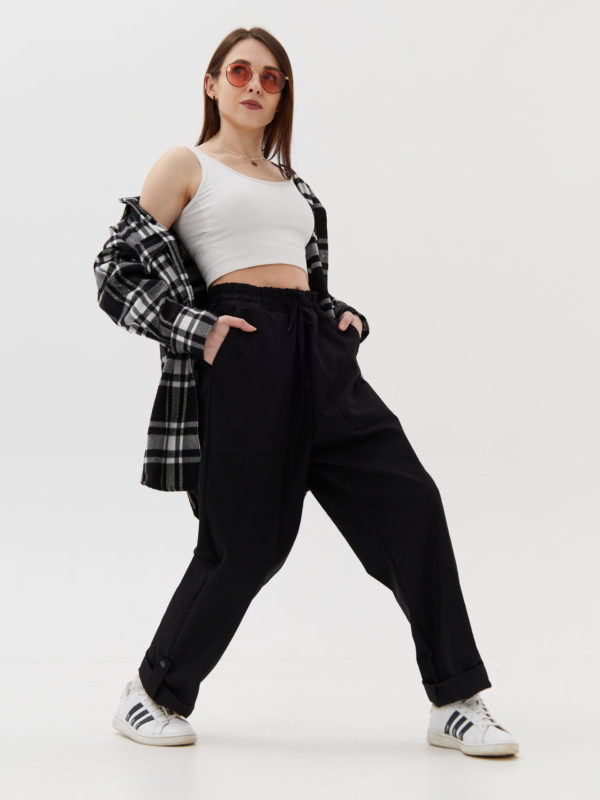 Брюки c заклепкой Joggers